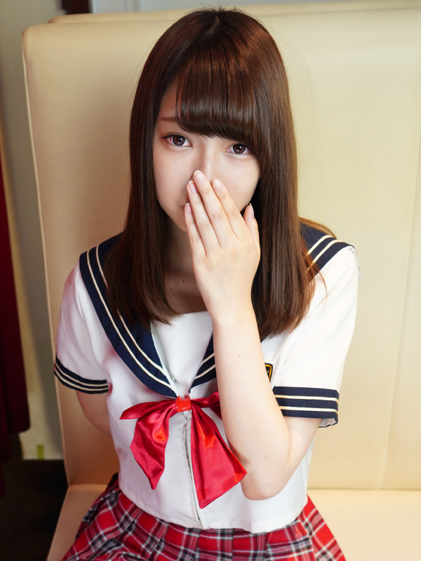 踊れ!チンチコリン・伏見店 グミ 26歳 T:162cm B:85(D) W:55 H:87